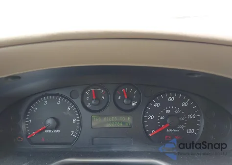 2005 Ford Taurus Se z USA, uszkodzony, nr VIN 1FAFP53275A120658